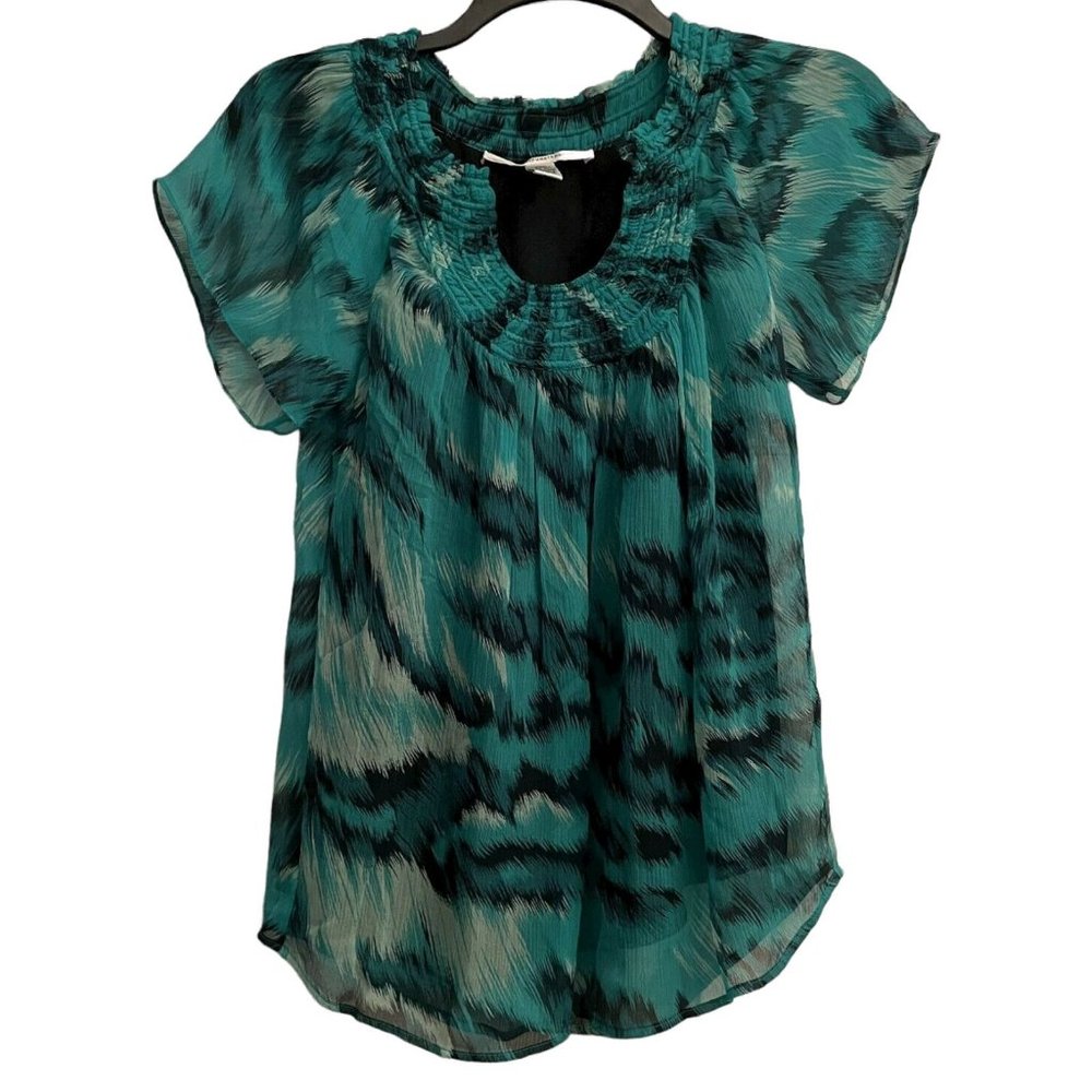 Diane Von Furstenberg Top Blouse Size 4 Green 100% Silk Vintage Women